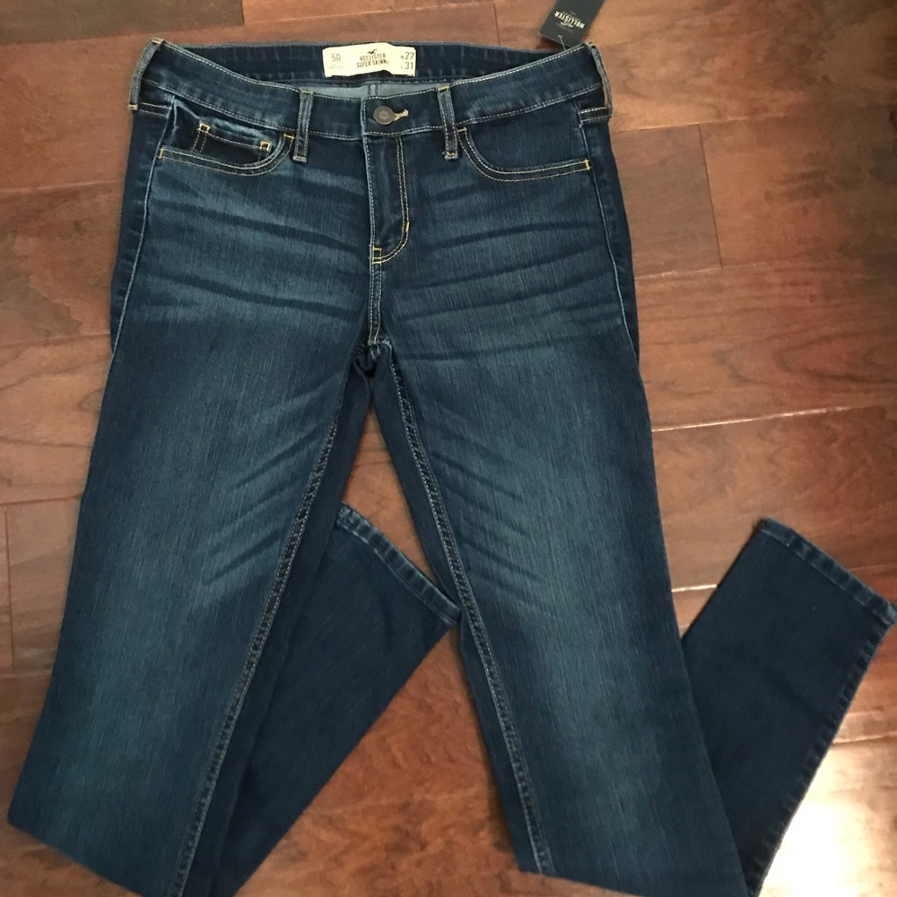 Hollister Super Skinny Jeans